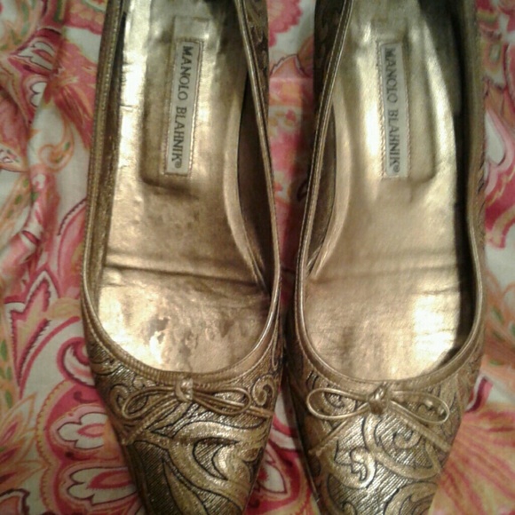 Designer Shoes - Picture 2 of 4